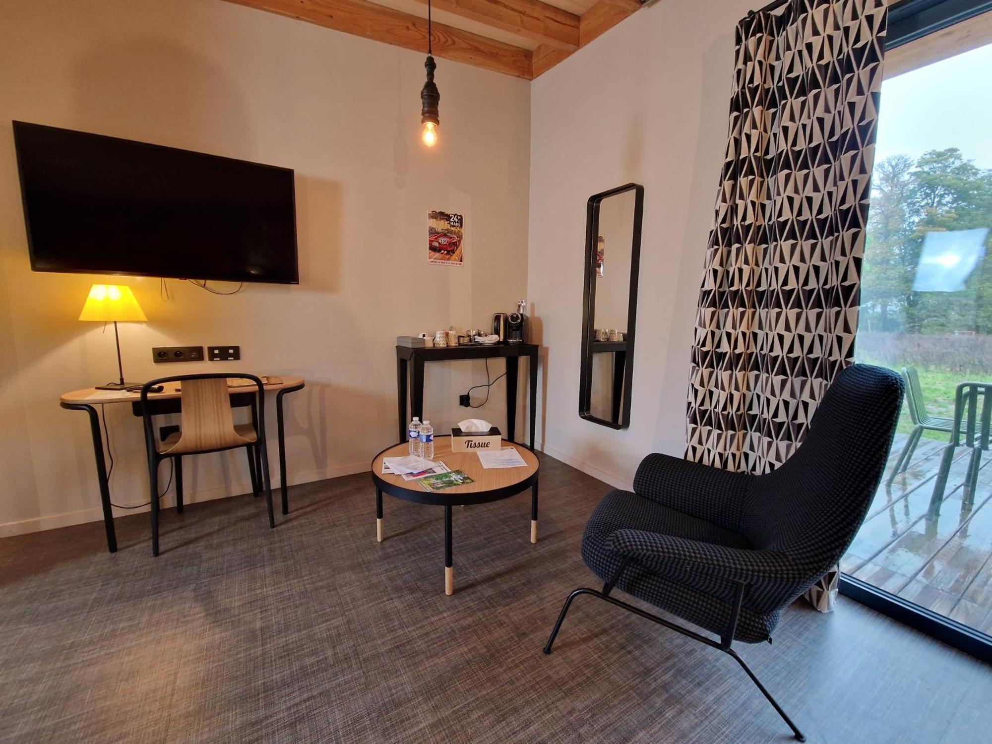 Domaine De L'Epau Eco-Resort Yvré-lʼÉvêque Eksteriør bilde